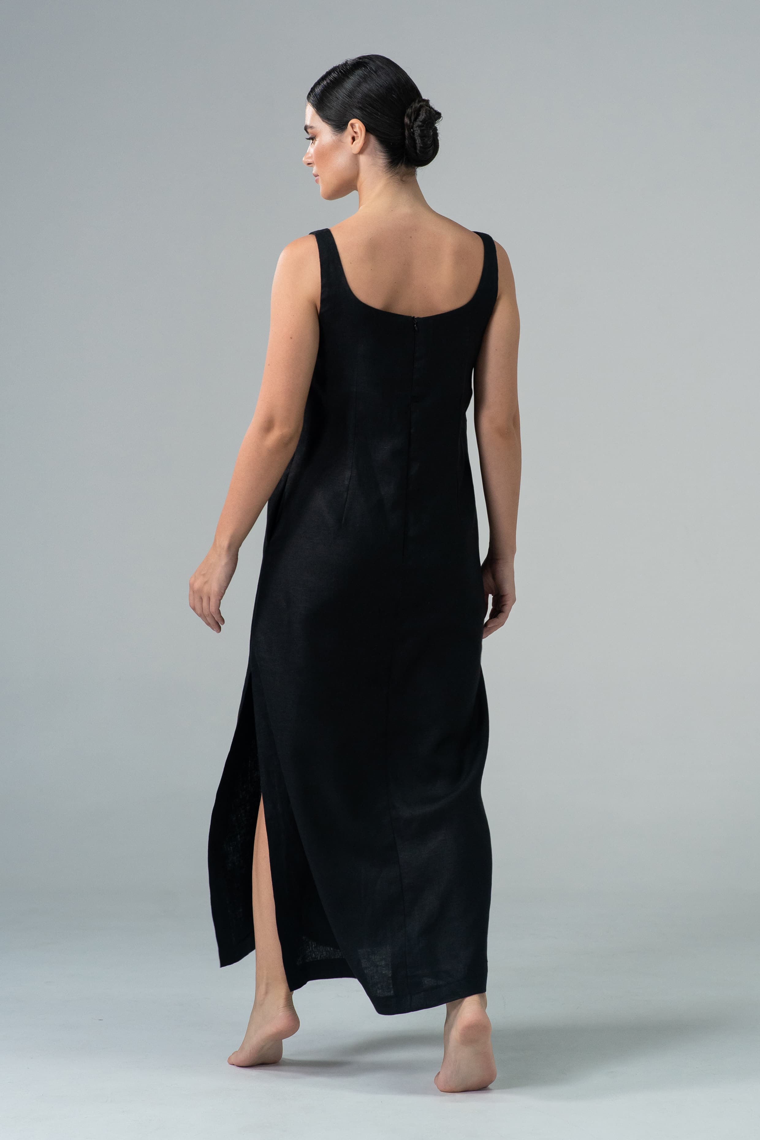 Evonne Slip Black