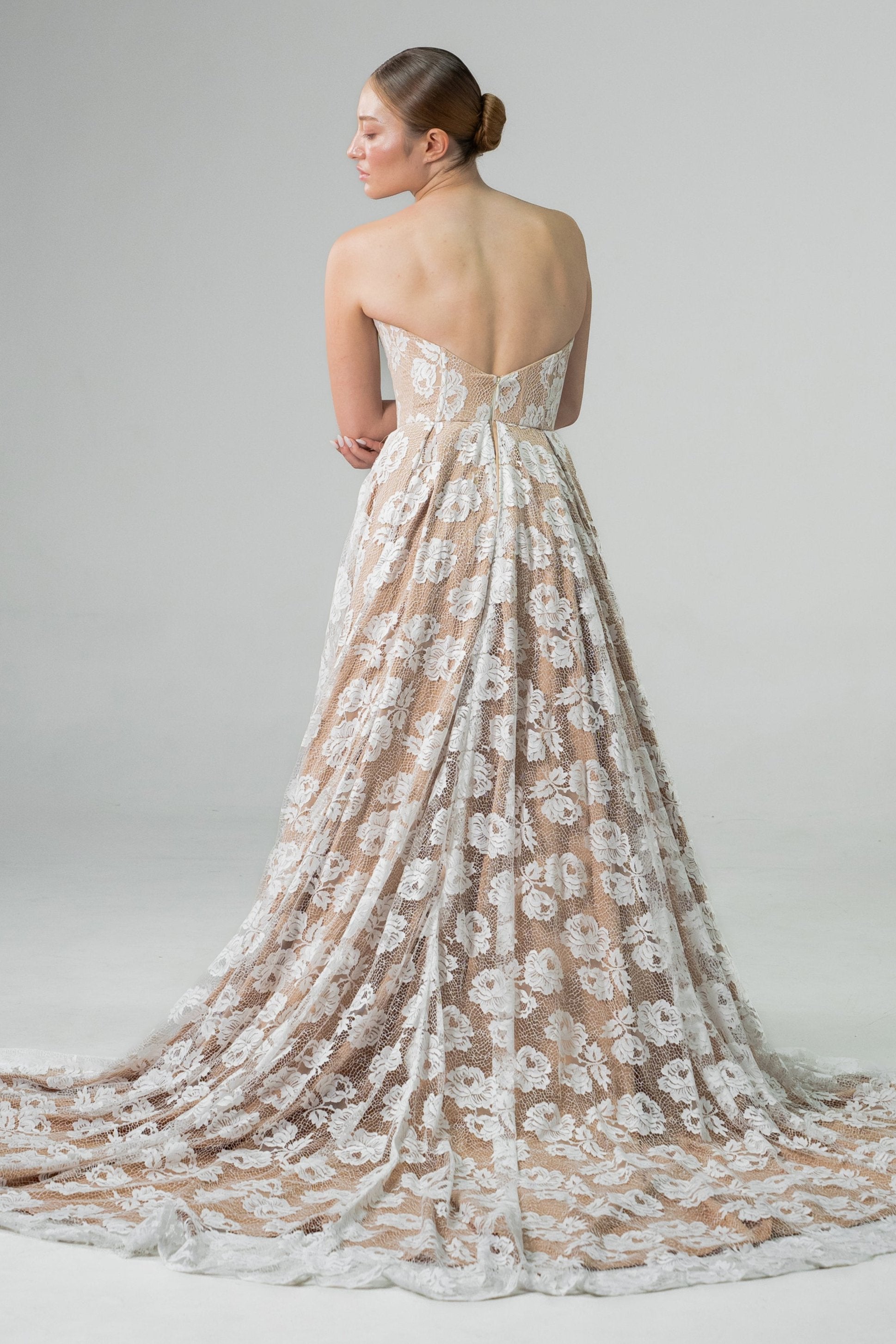 Aria Gown Ivory